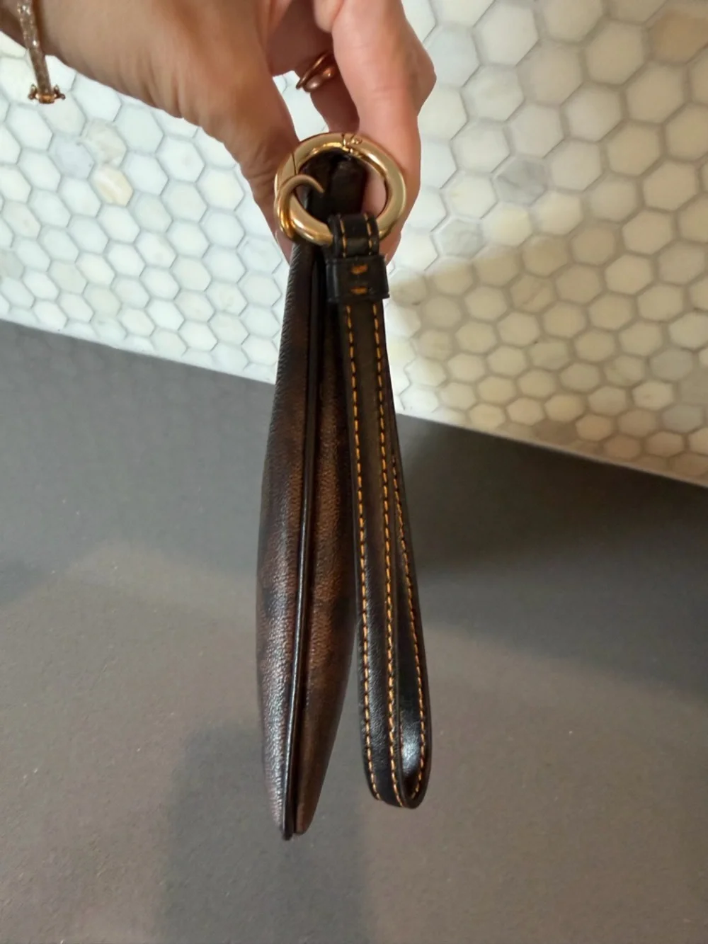 Coach Large PVC Signature Canvas Zip Wristlet Clutch with Gold Hardware EUC